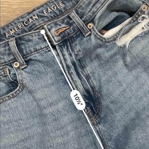 American Eagle distressed mom jeans - Picture 5 of 6